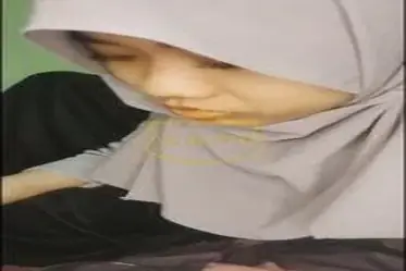 Arini Cewek Hijab Colmek Dildo Sampai Basah poster