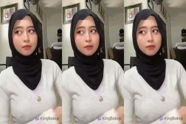 Dokumentasi Gadis Gresik Cantik Part 2 Live Kasur poster