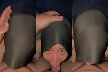 Ukhti Hijab Cantik Pasrah Goyang Kasur Crot poster